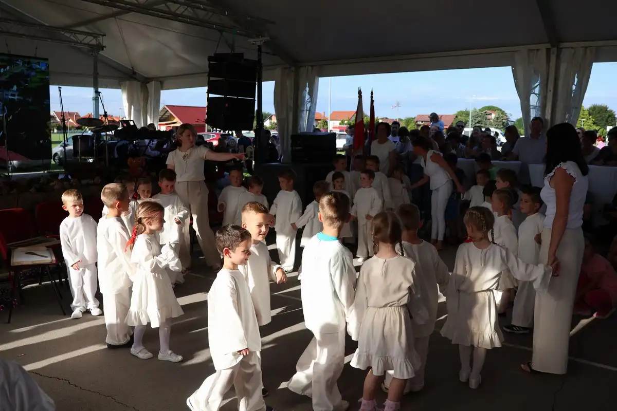 Svečana sjednica općine Strahoninec 2024 (8)