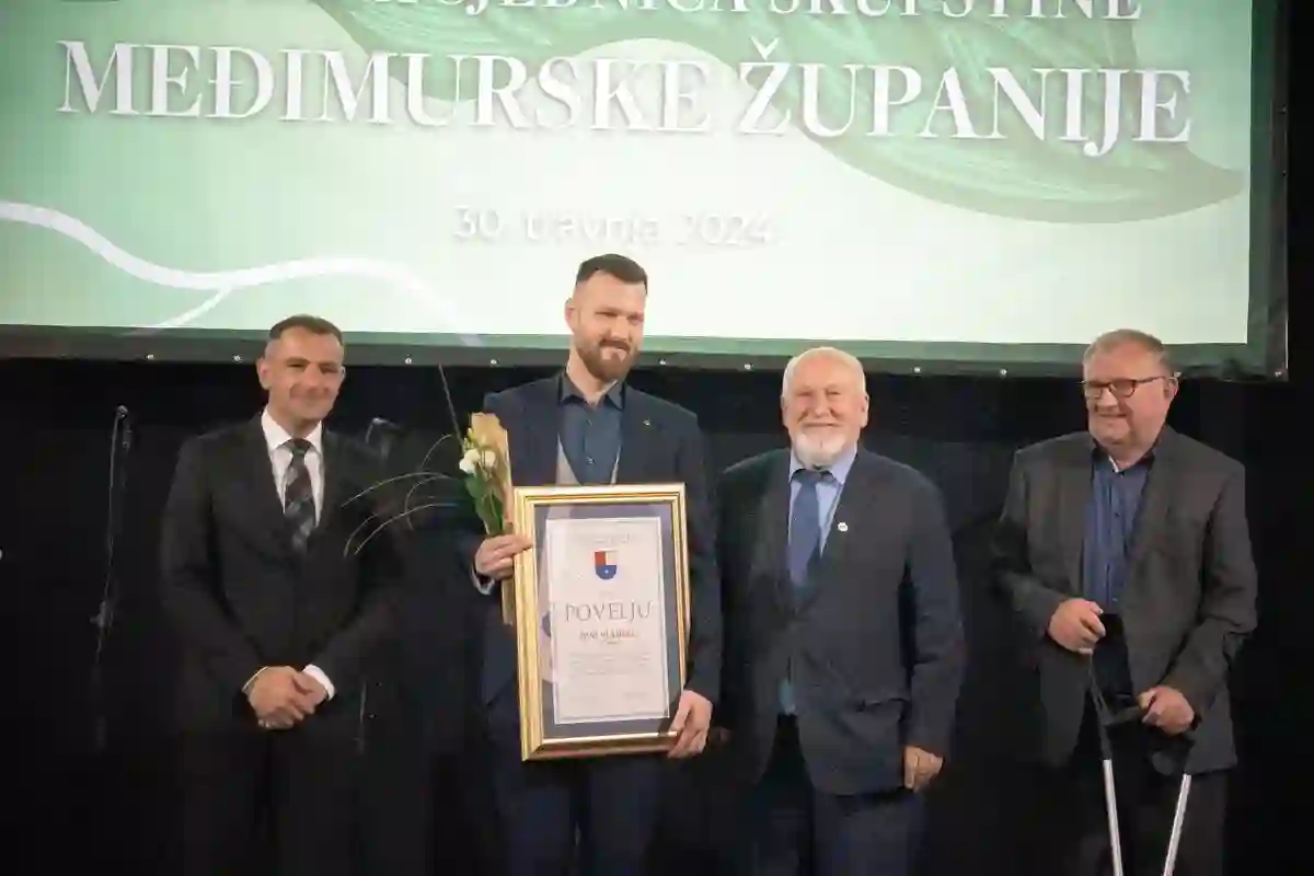 Svecana-sjednica-skupstine-MZ-28 Svecana-sjednica-skupstine-MZ-28