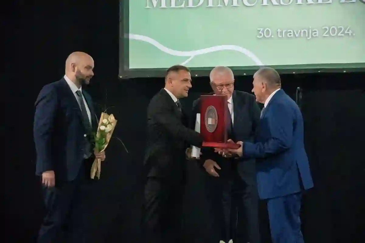 Svecana-sjednica-skupstine-MZ-34 Svecana-sjednica-skupstine-MZ-34