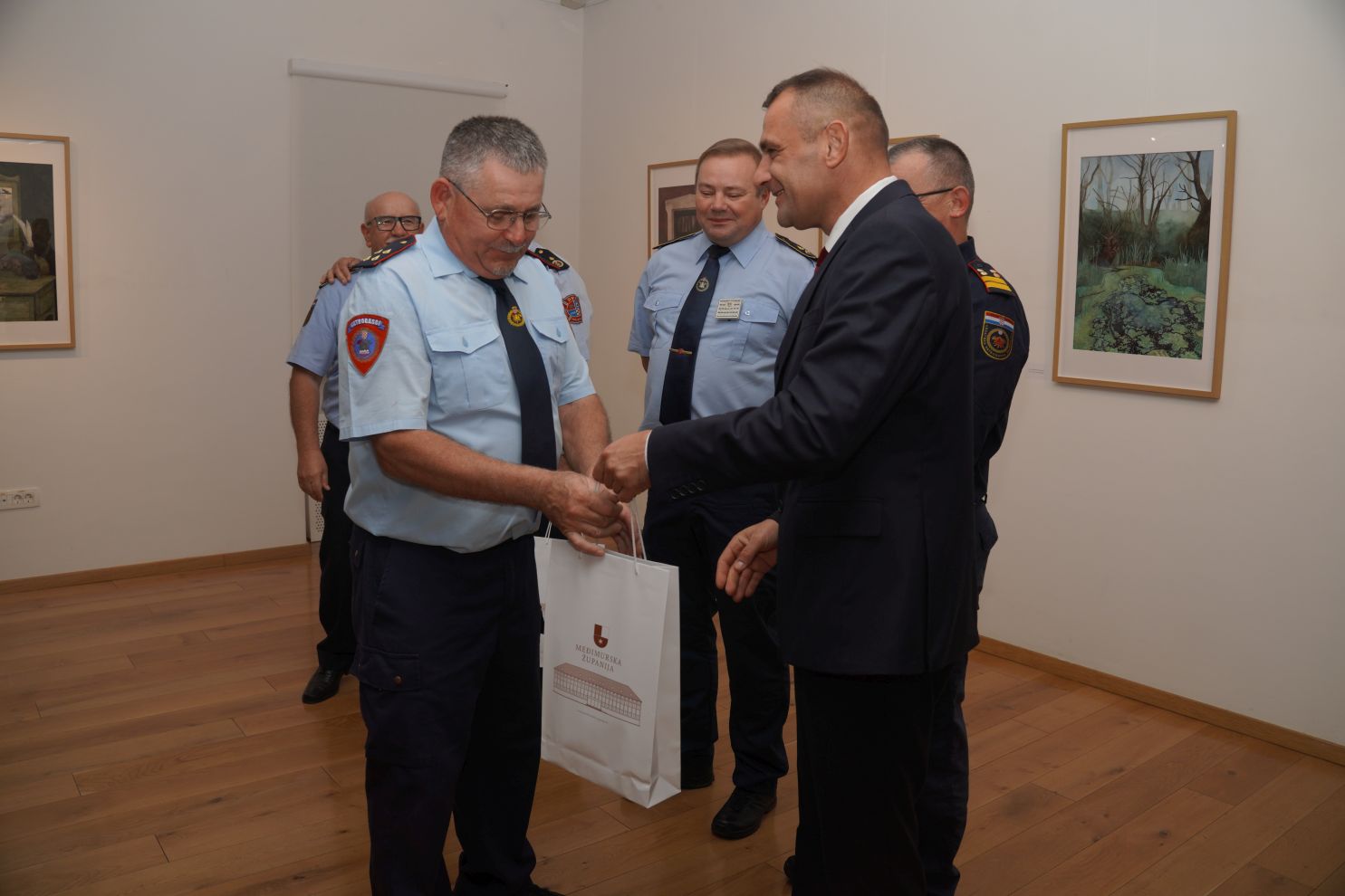 Svečani prijem vatrogasaca u MMČ (35)