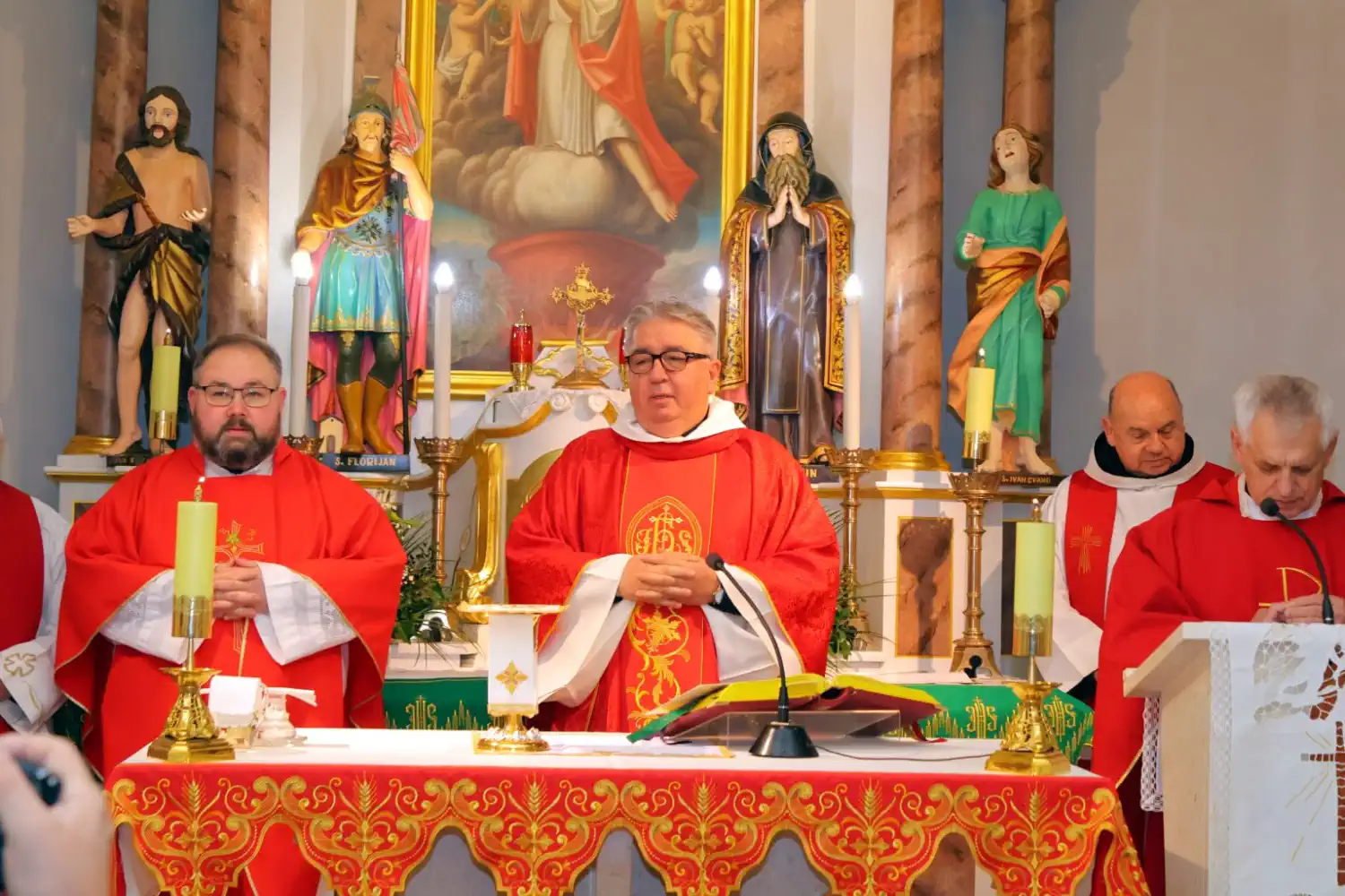 Svečano Stepinčevo u Ivanovcu Euharistijsko slavlje okupilo mnoštvo vjernika (18)