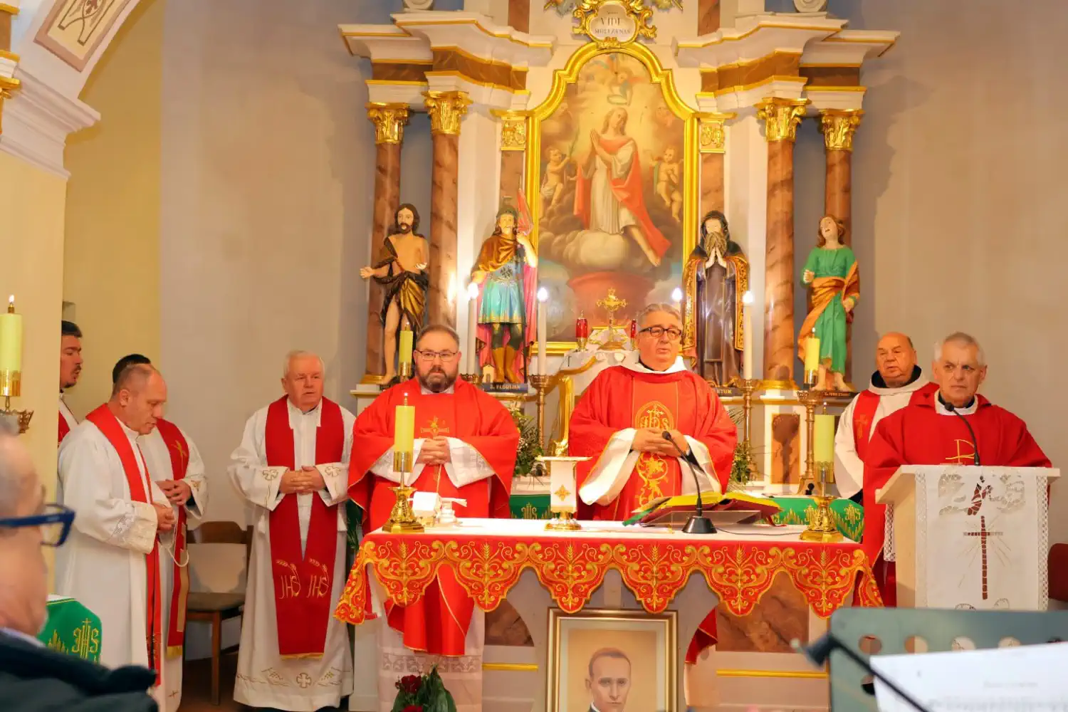 Svečano Stepinčevo u Ivanovcu Euharistijsko slavlje okupilo mnoštvo vjernika (23)