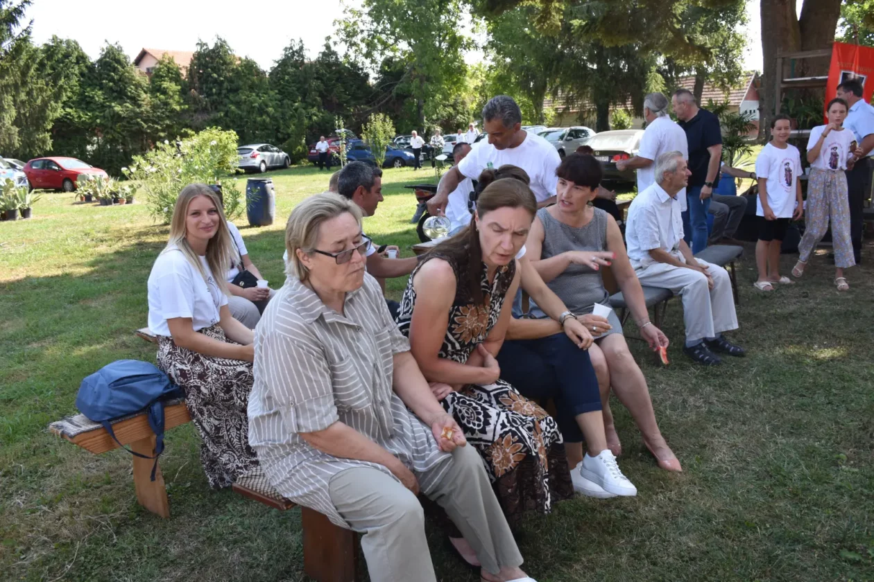 Sveta Marija, Klikom po proščenju, Velika Gospa (18) Sveta Marija, Klikom po proščenju, Velika Gospa (18)