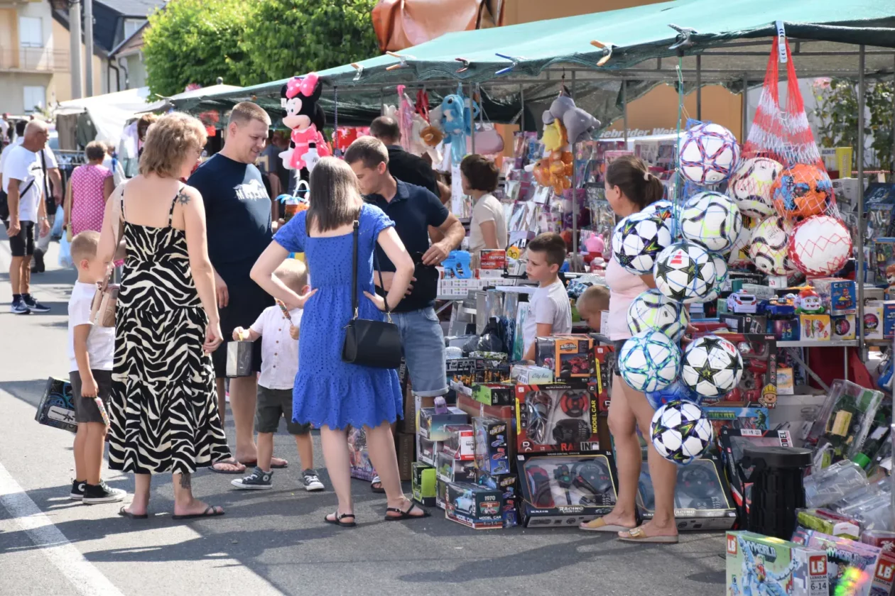 Sveta Marija, Klikom po proščenju, Velika Gospa (41) Sveta Marija, Klikom po proščenju, Velika Gospa (41)