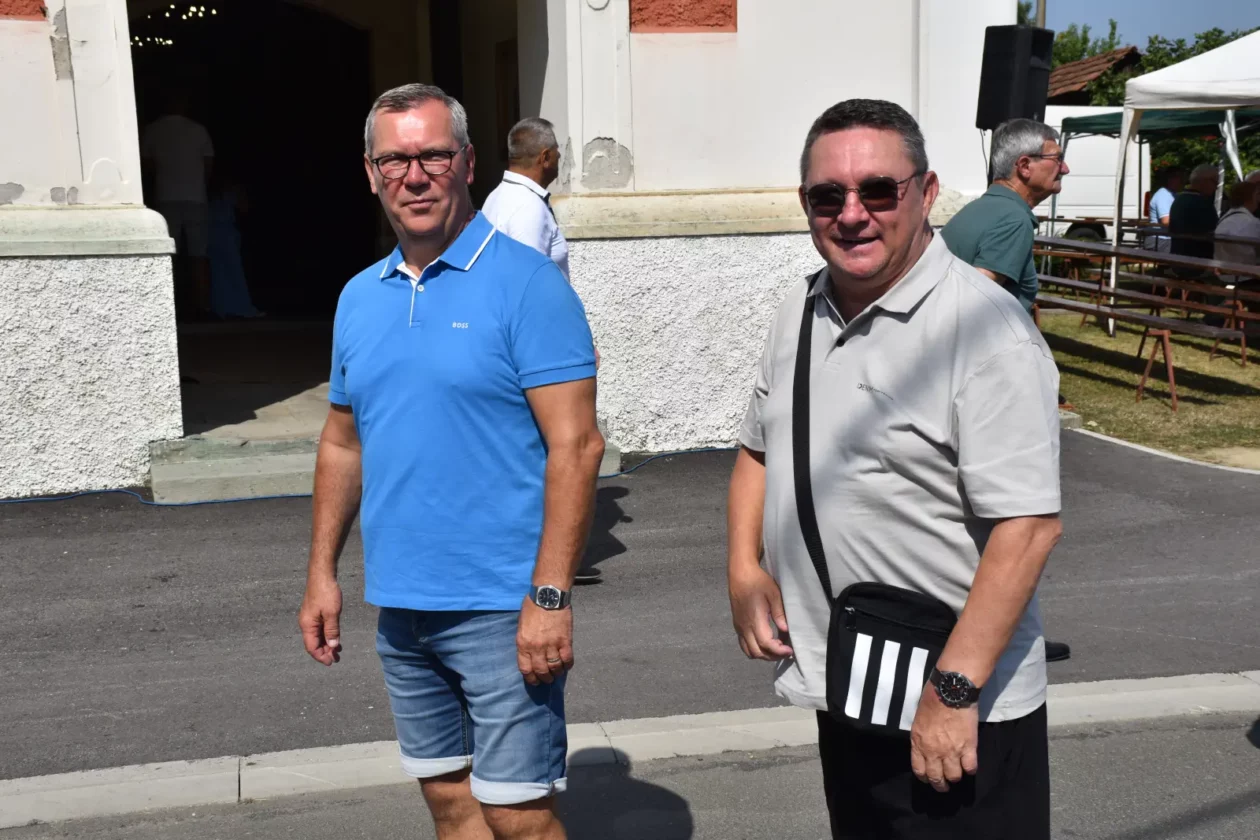 Sveta Marija, Klikom po proščenju, Velika Gospa (43) Sveta Marija, Klikom po proščenju, Velika Gospa (43)