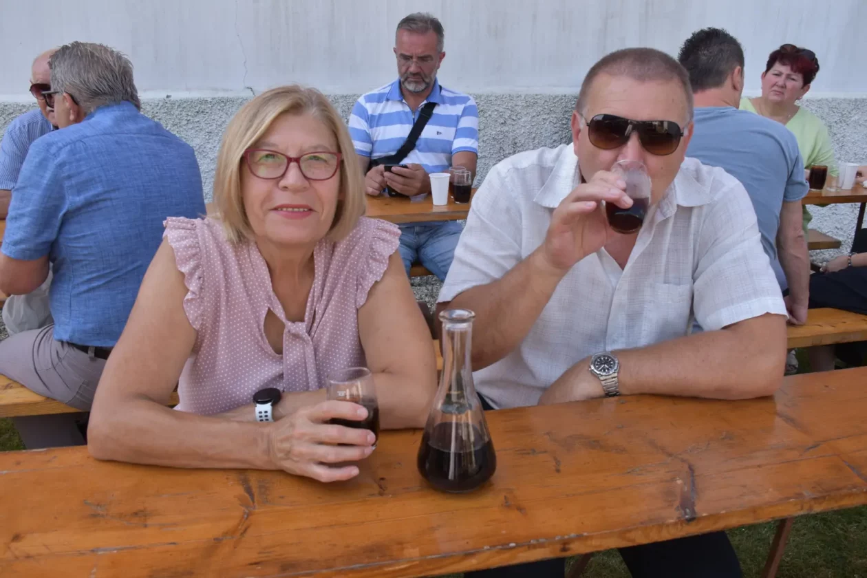 Sveta Marija, Klikom po proščenju, Velika Gospa (49) Sveta Marija, Klikom po proščenju, Velika Gospa (49)