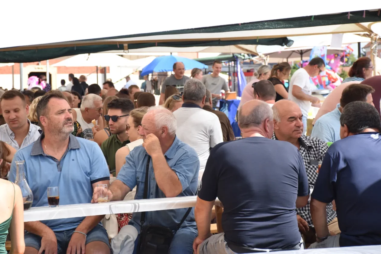 Sveta Marija, Klikom po proščenju, Velika Gospa (53) Sveta Marija, Klikom po proščenju, Velika Gospa (53)