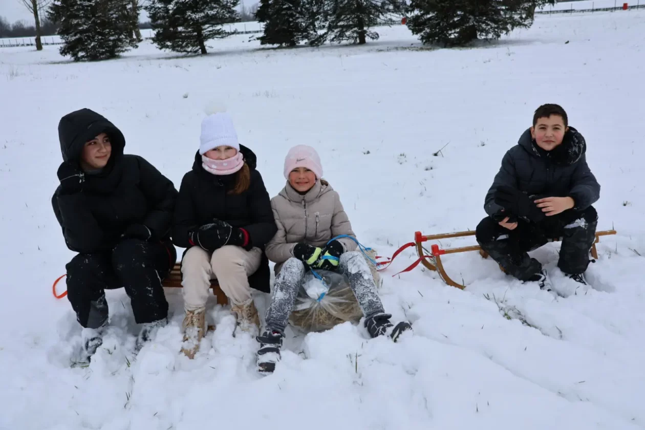 Sveta Marija nasip snijeg sanjke sanjkanje (4)