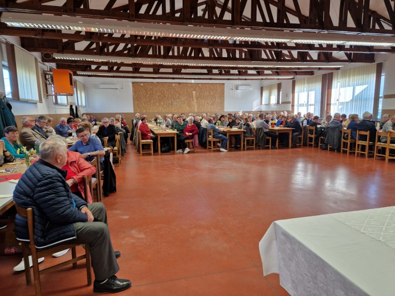 Sveti Juraj Na Bregu, umirovljenici (4) Sveti Juraj Na Bregu, umirovljenici (4)