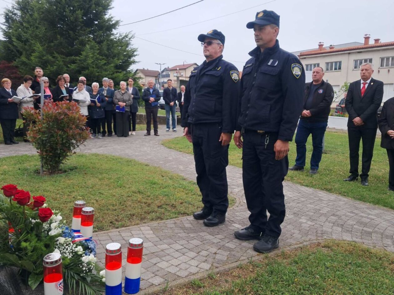 Sveti Martin na Muri obilježio Dan državnosti uz misu i molitvu (1)