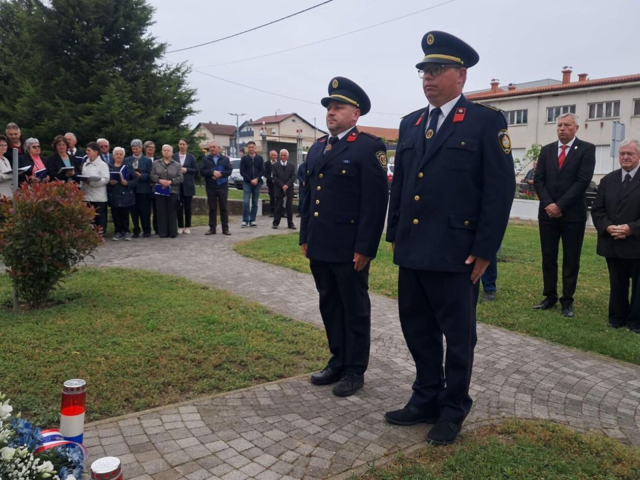 Sveti Martin na Muri obilježio Dan državnosti uz misu i molitvu (11)
