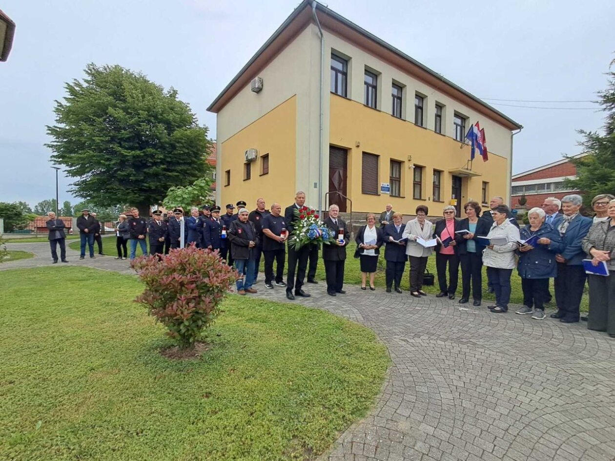 Sveti Martin na Muri obilježio Dan državnosti uz misu i molitvu (12)