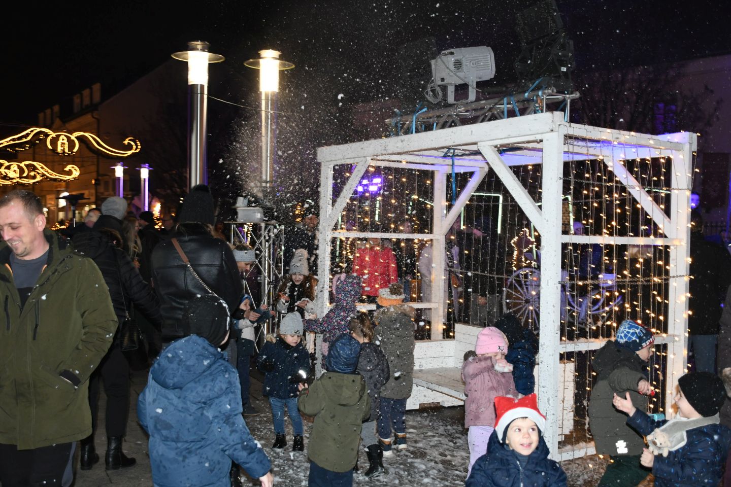 Sveti Nikola 2025 advent franjevački trg (28)