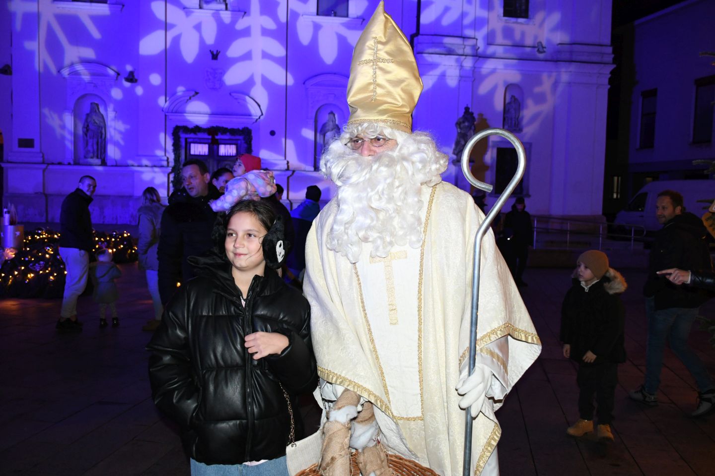 Sveti Nikola 2025 advent franjevački trg (37)