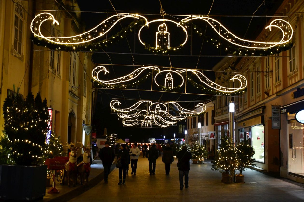 Sveti Nikola 2025 advent franjevački trg (41)