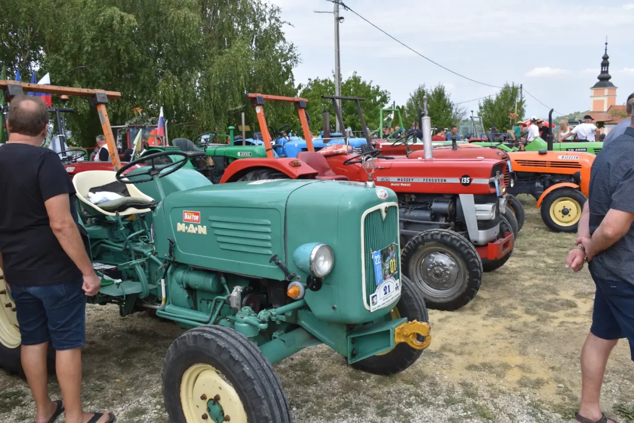 Sveti Urban Rally traktori 2025 (7)