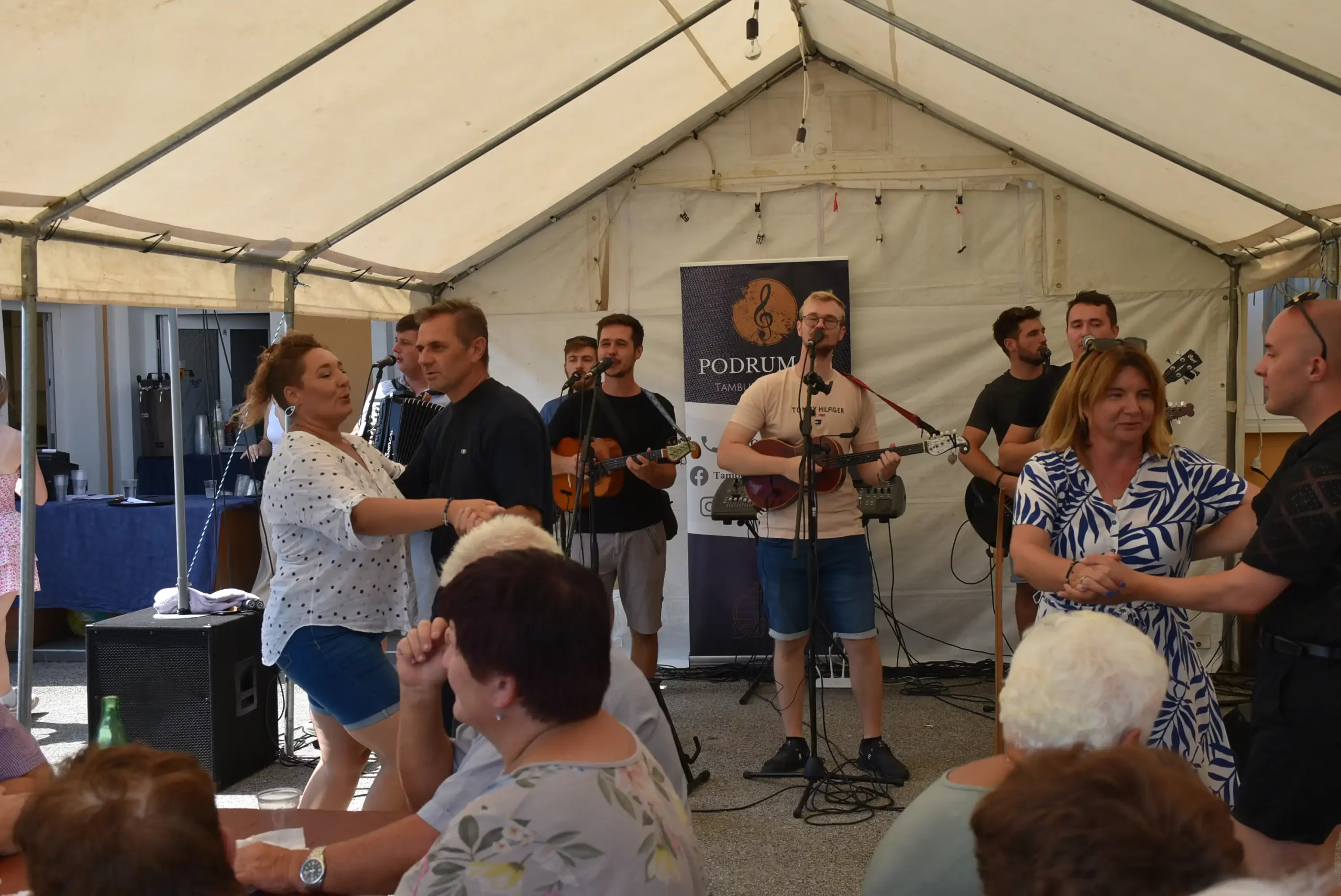 Sveti Urban – povorka starih traktora 2024 Dani turizma (16)