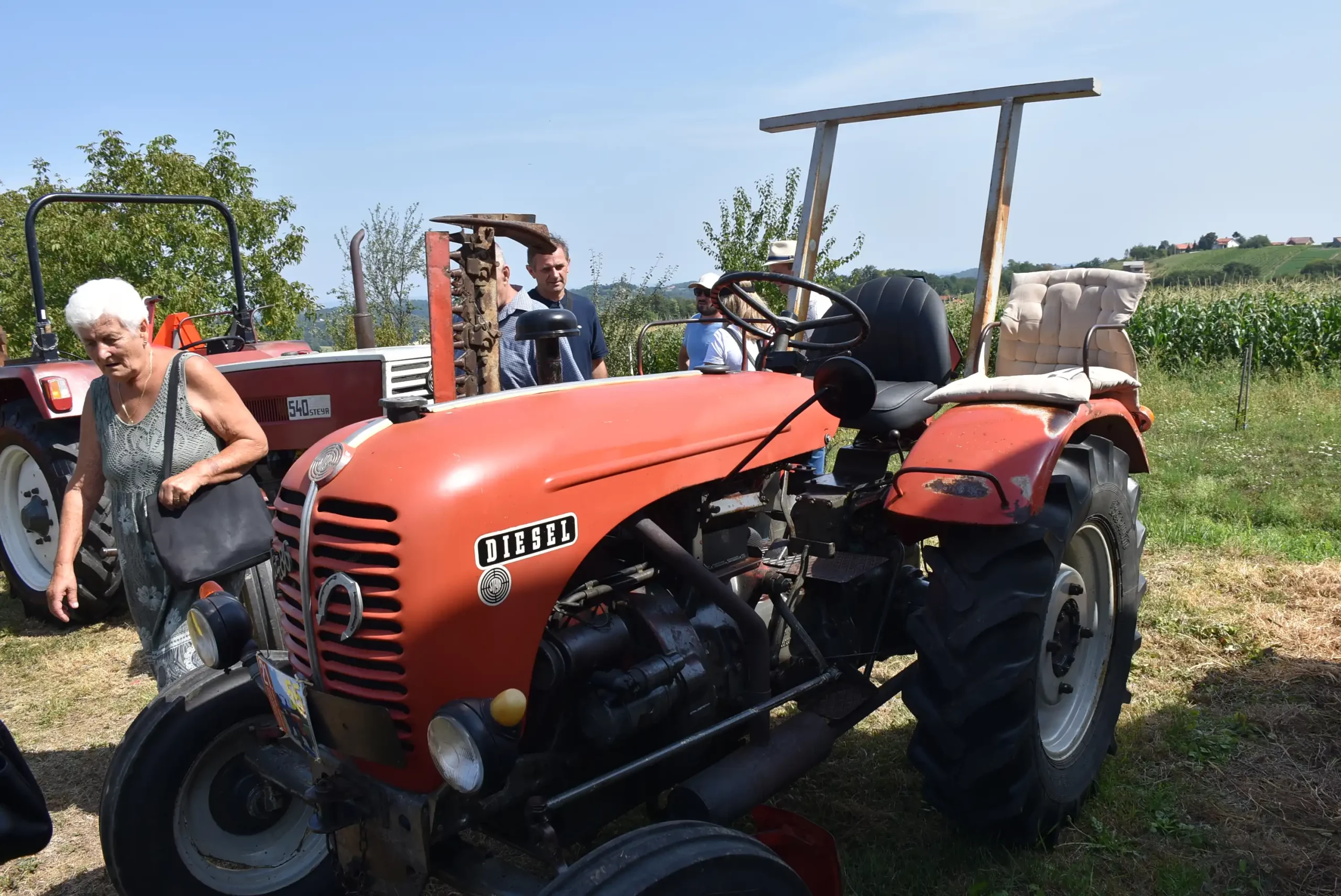 Sveti Urban – povorka starih traktora 2024 Dani turizma (24)