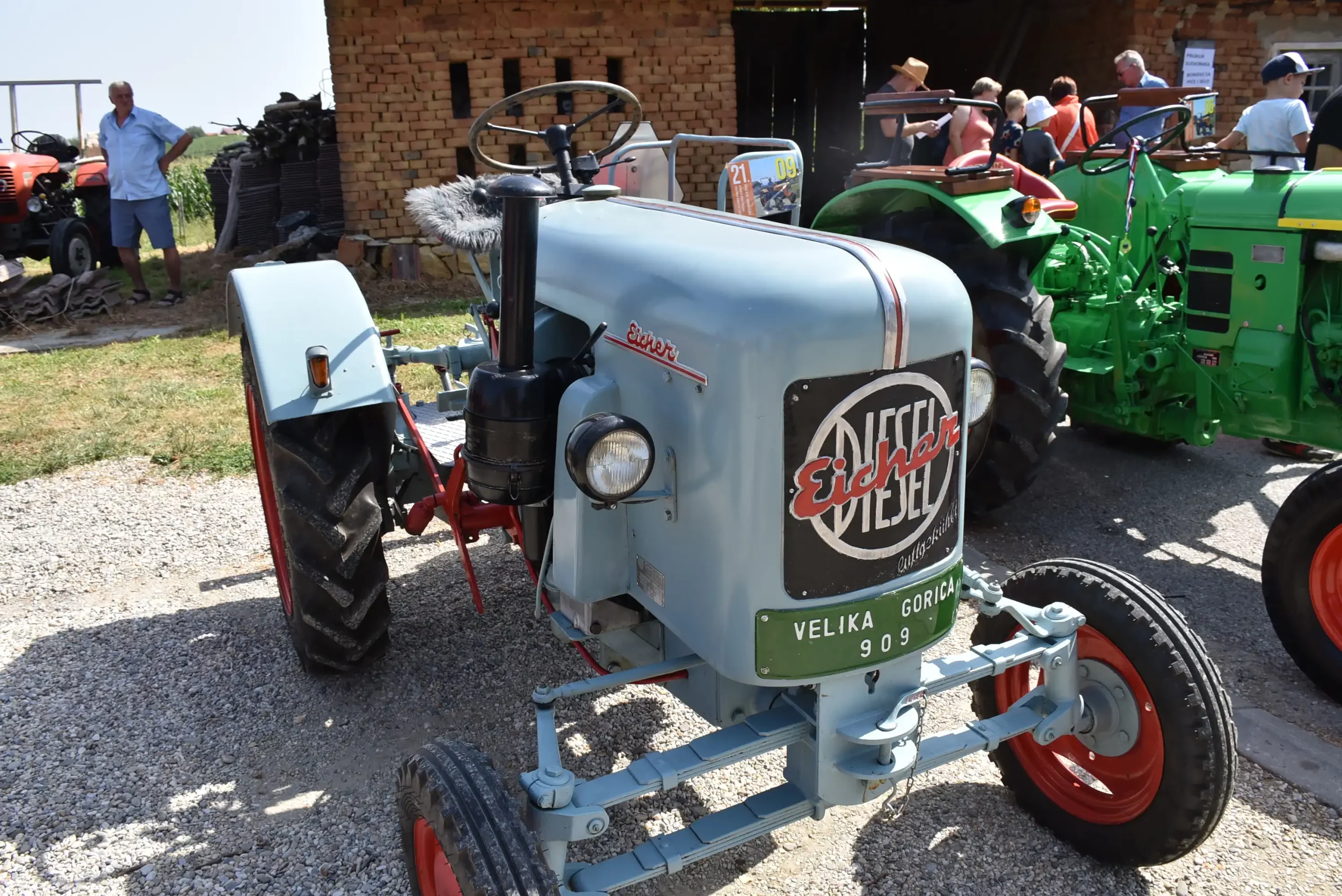 Sveti Urban – povorka starih traktora 2024 Dani turizma (27)