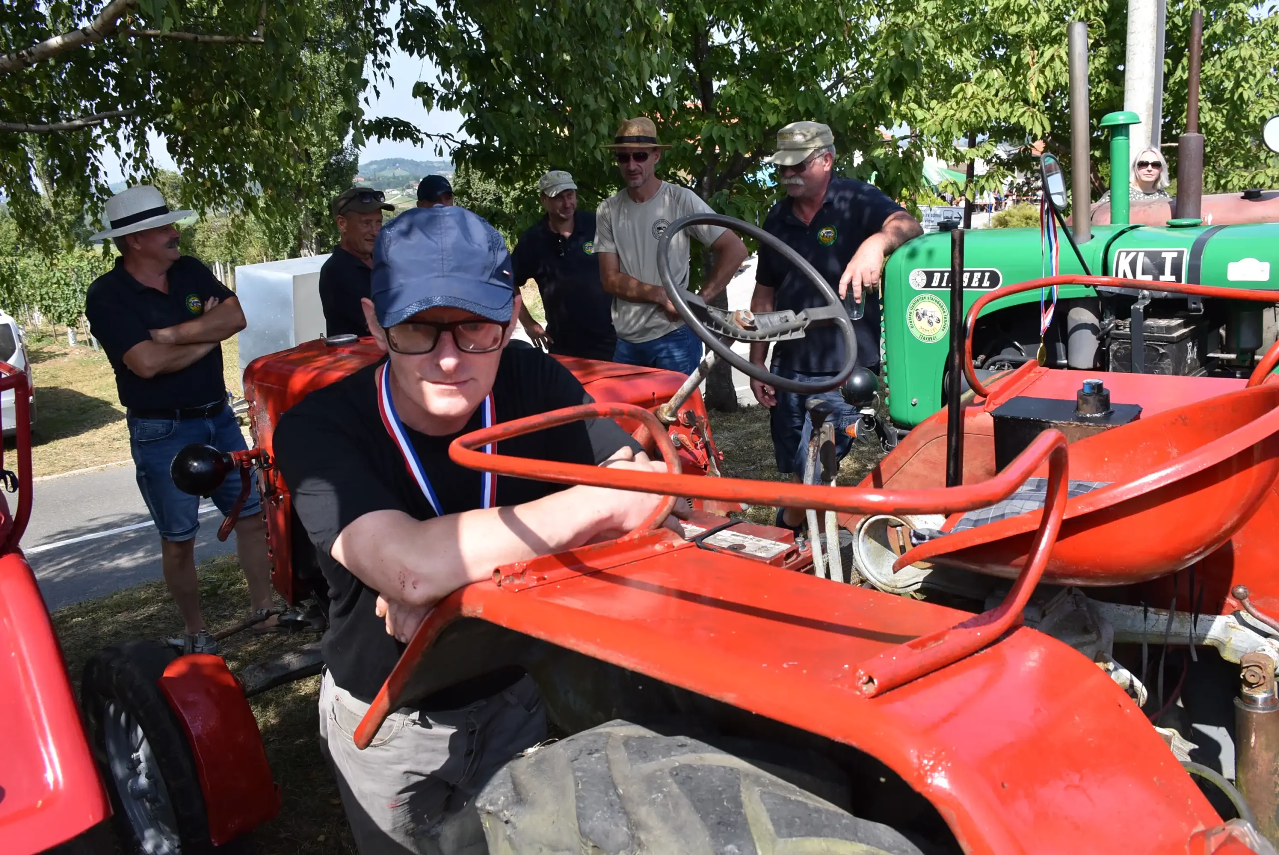 Sveti Urban – povorka starih traktora 2024 Dani turizma (35)