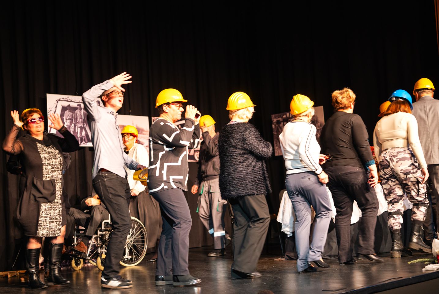 “Svetlo ‘z črne Cimper jame” mjuzikl czk rudar 2025 (25) “Svetlo ‘z črne Cimper jame” mjuzikl czk rudar 2025 (25)