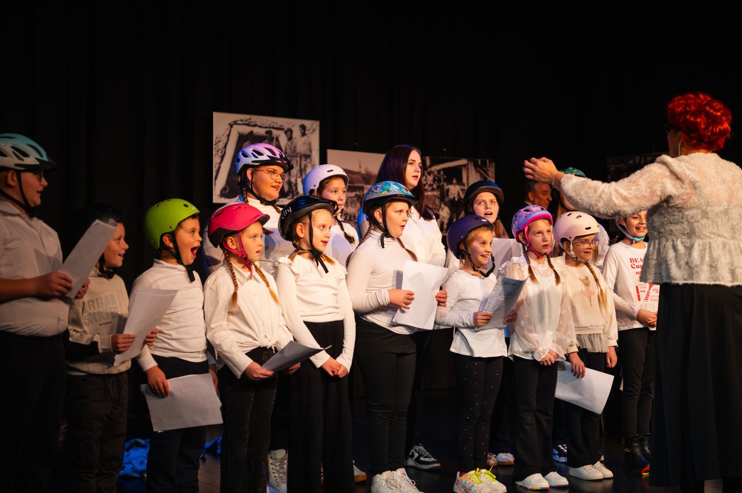 “Svetlo ‘z črne Cimper jame” mjuzikl czk rudar 2025 (40) “Svetlo ‘z črne Cimper jame” mjuzikl czk rudar 2025 (40)