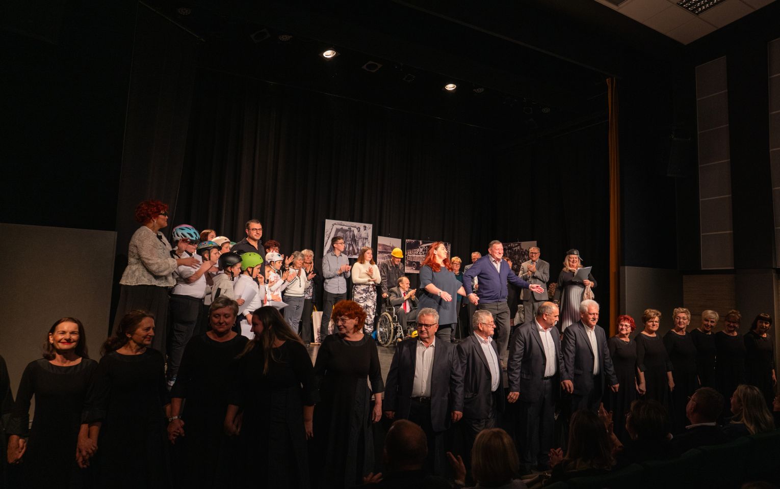 “Svetlo ‘z črne Cimper jame” mjuzikl czk rudar 2025 (9) “Svetlo ‘z črne Cimper jame” mjuzikl czk rudar 2025 (9)