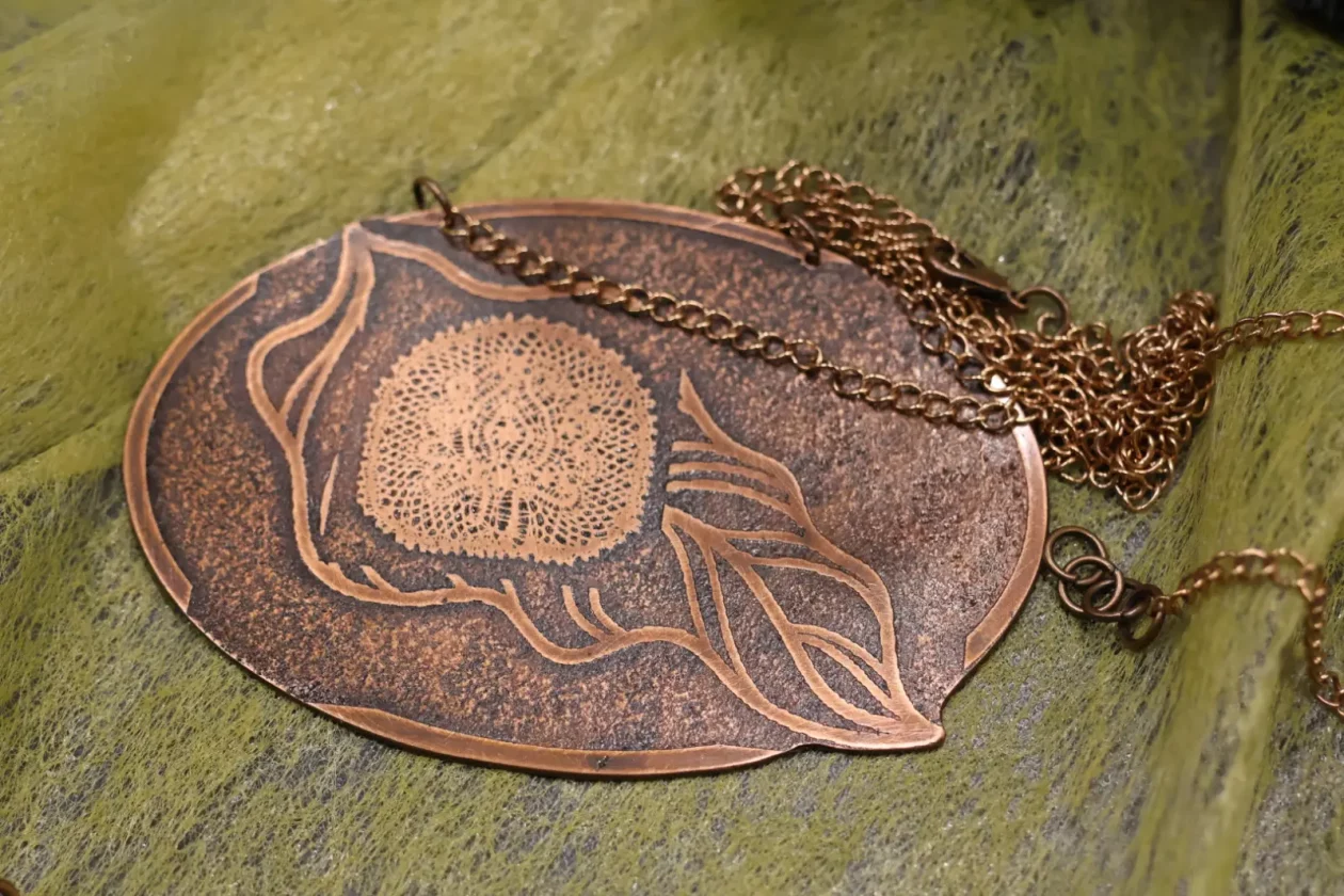 Svetomarska čipka predstavljanje Sveta Marija nakit (21)