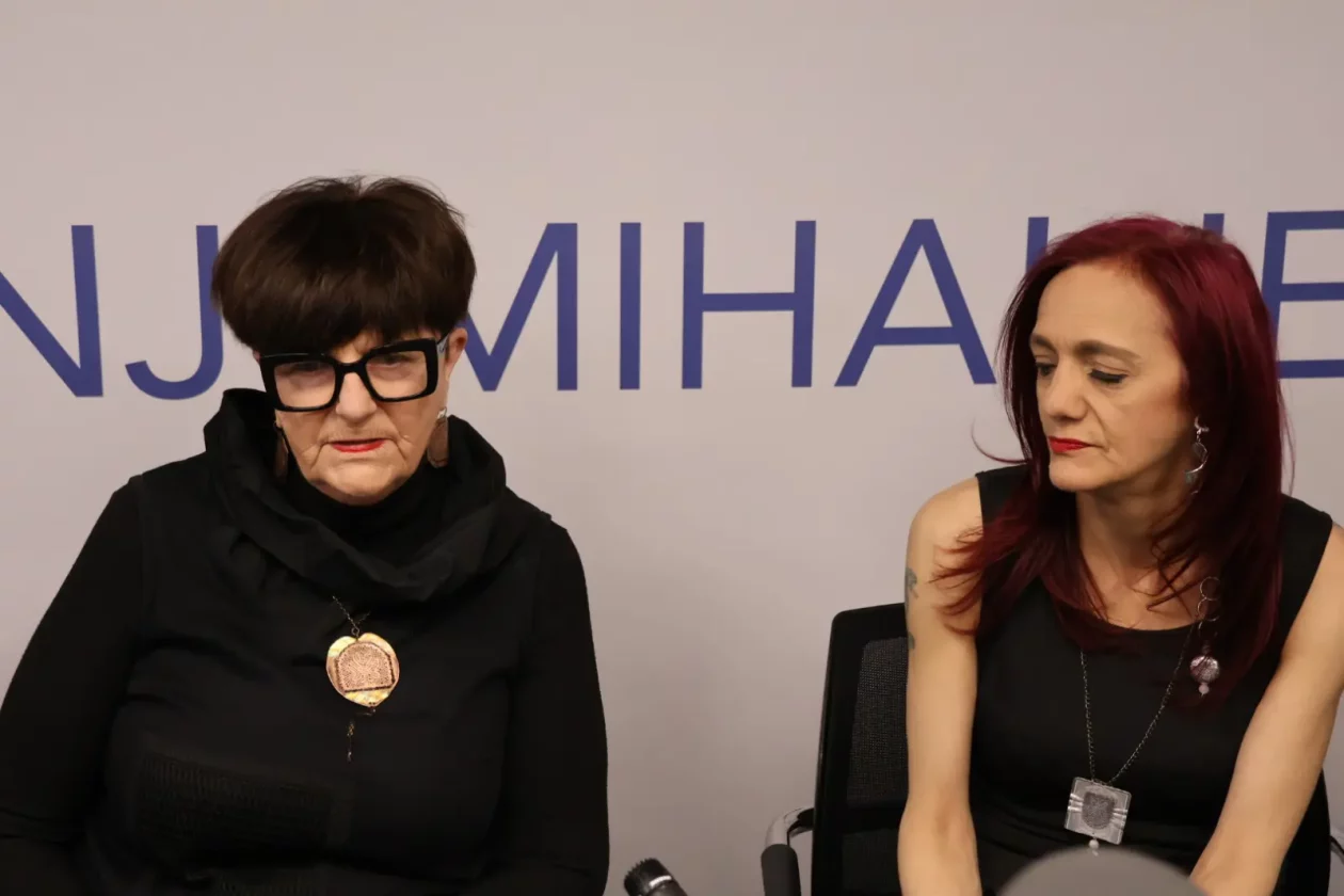 Svetomarska čipka predstavljanje Sveta Marija nakit (36)