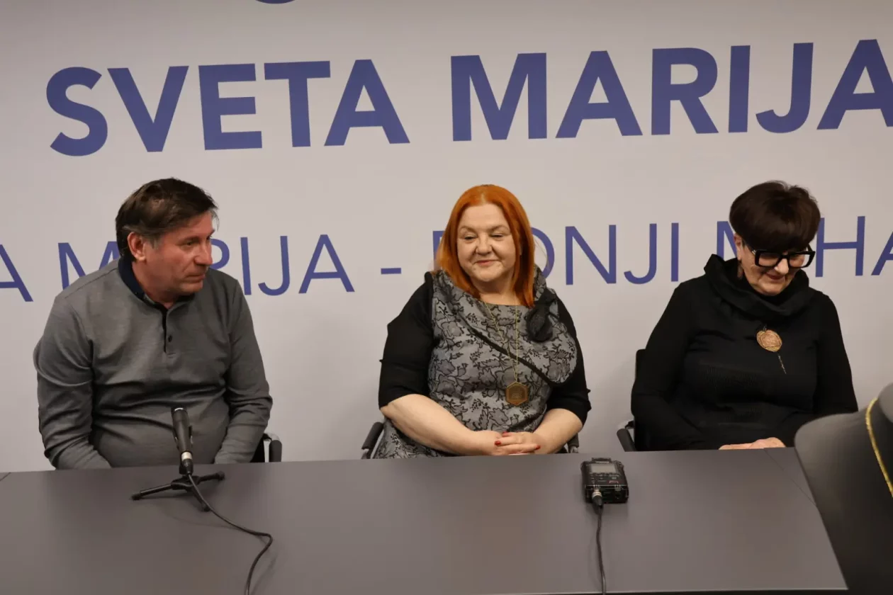 Svetomarska čipka predstavljanje Sveta Marija nakit (46)