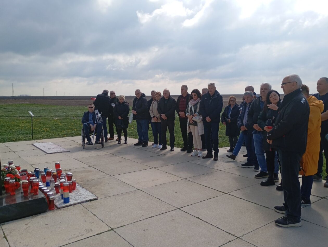 Svetomartinska udruga voćara i vinogradara istražuje vinske regije Iloka i Vukovara (4)