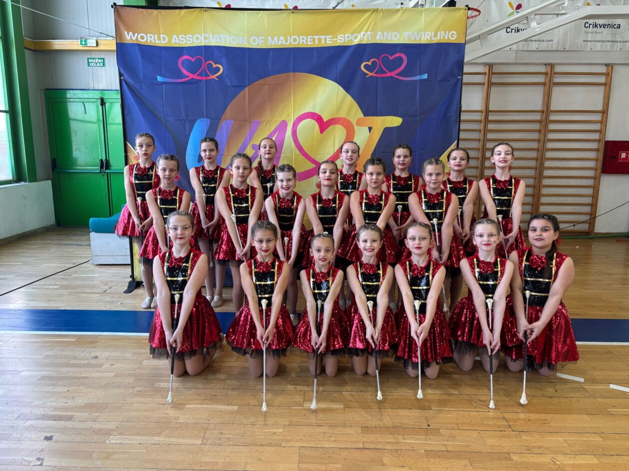 Svetomartinske-Mazoretkinje-Crikvenica-2025-12 Svetomartinske-Mazoretkinje-Crikvenica-2025-12