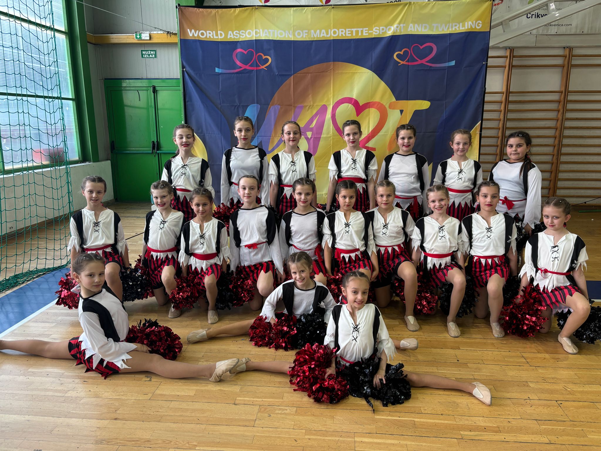 Svetomartinske-Mazoretkinje-Crikvenica-2025-5 Svetomartinske-Mazoretkinje-Crikvenica-2025-5