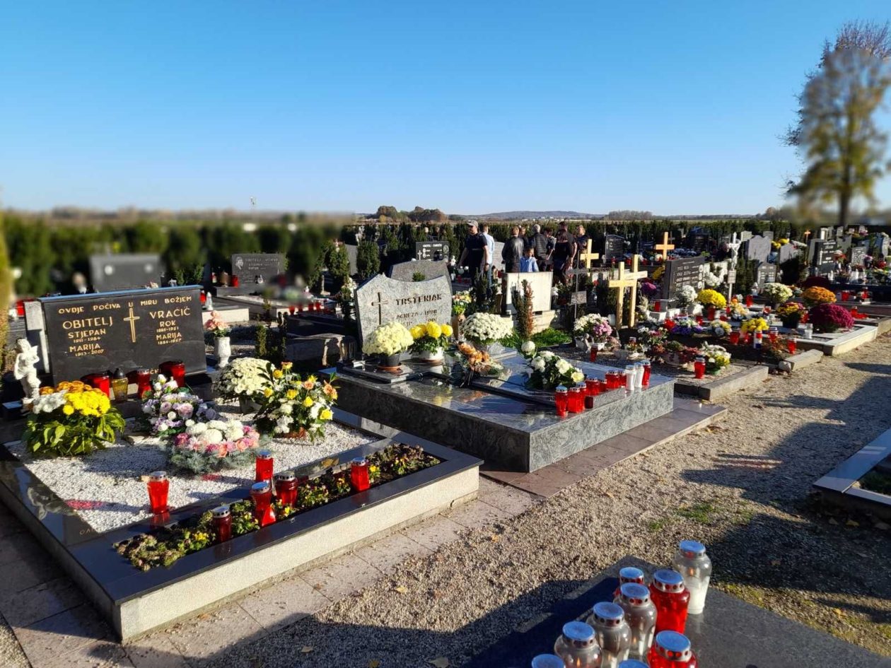 Svi Sveti Kotoriba groblje 40