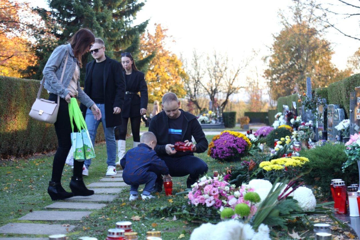 Svi Sveti Mihovljan groblje 16