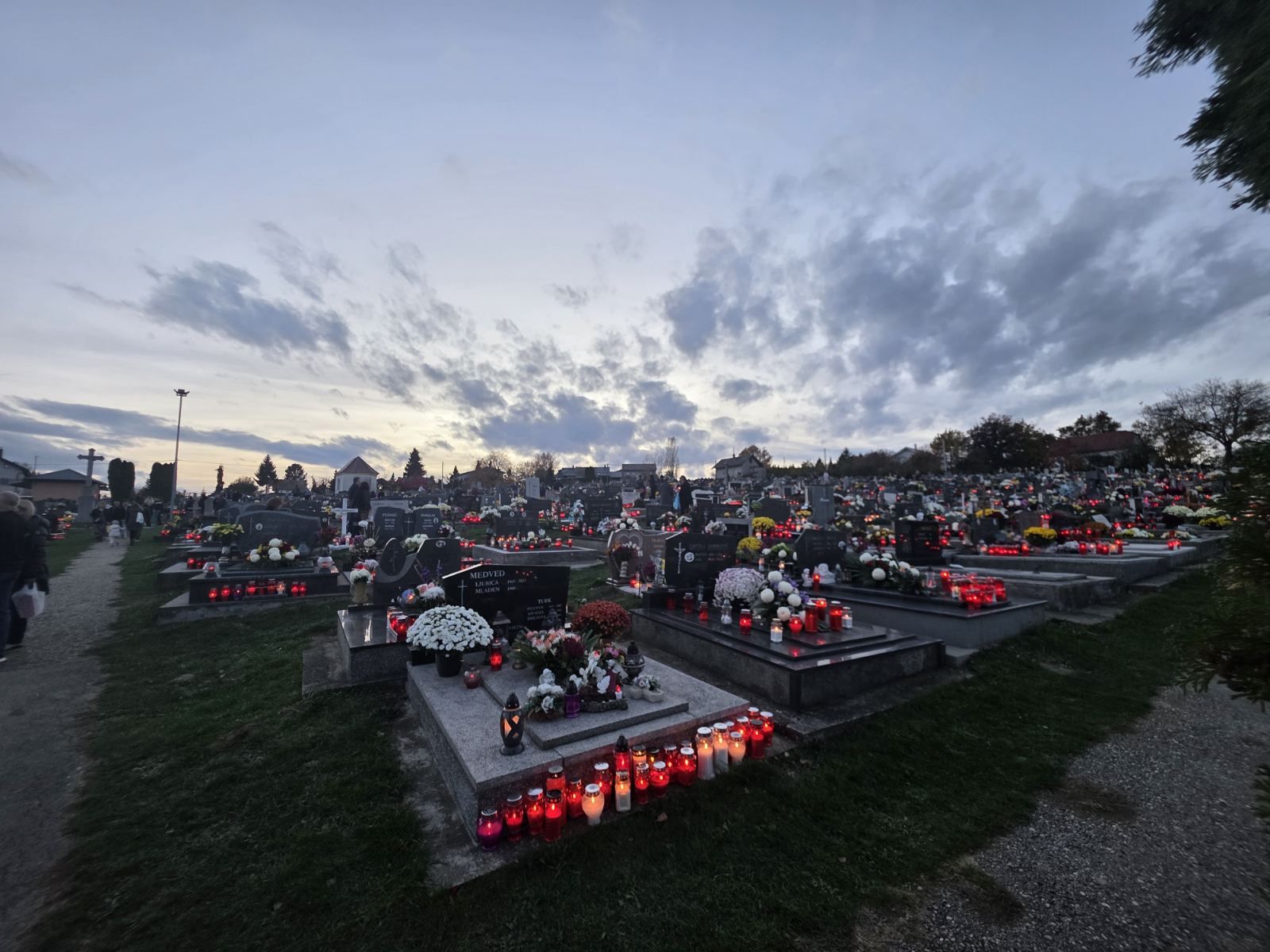 Svi Sveti Sveti Juraj na Bregu groblje 15