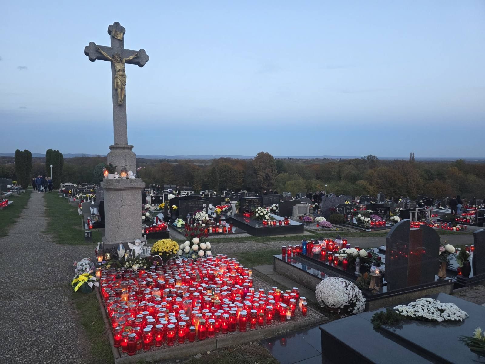 Svi Sveti Sveti Juraj na Bregu groblje 17