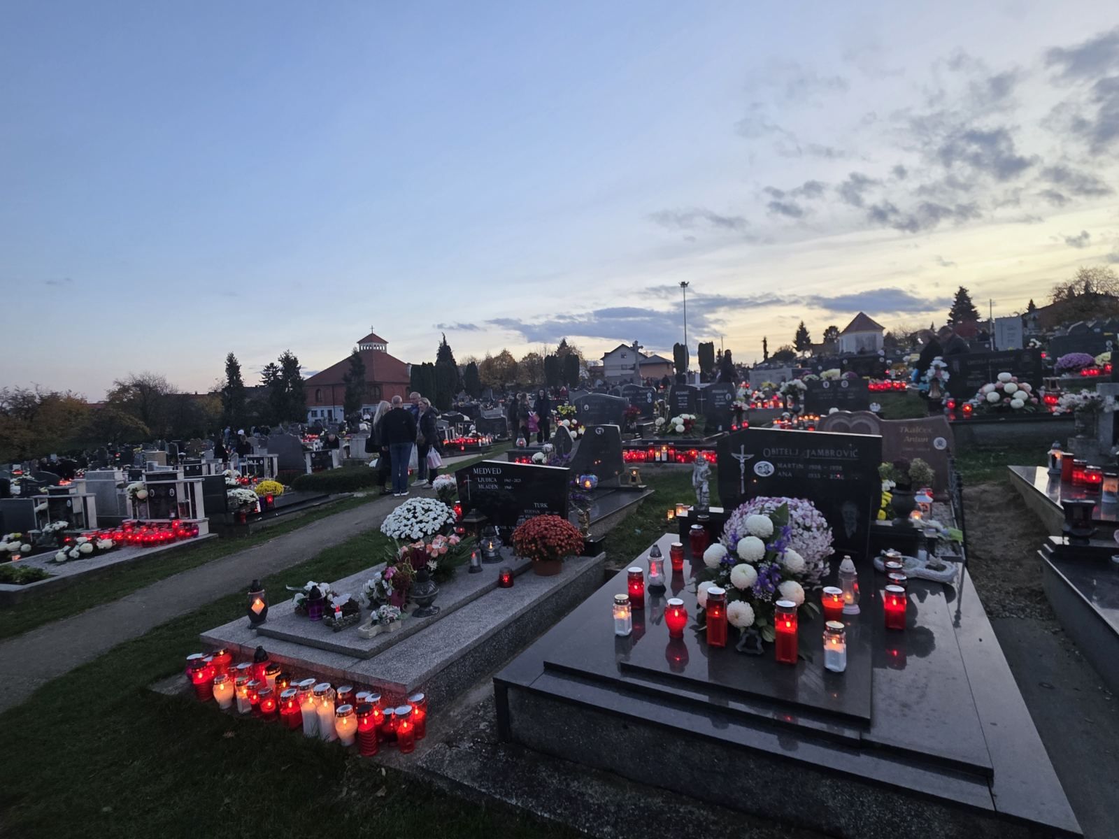 Svi Sveti Sveti Juraj na Bregu groblje 9