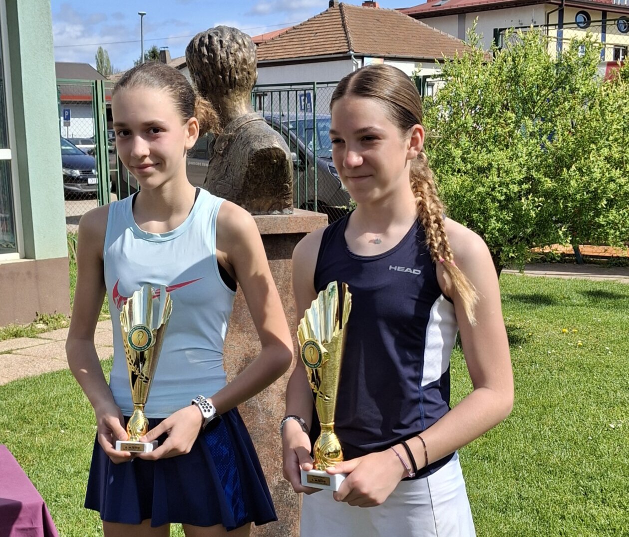 TENIS Punčec otvorio sezonu Luis Jurčić i Laura Hrle ponijeli naslove (5) TENIS Punčec otvorio sezonu Luis Jurčić i Laura Hrle ponijeli naslove (5)