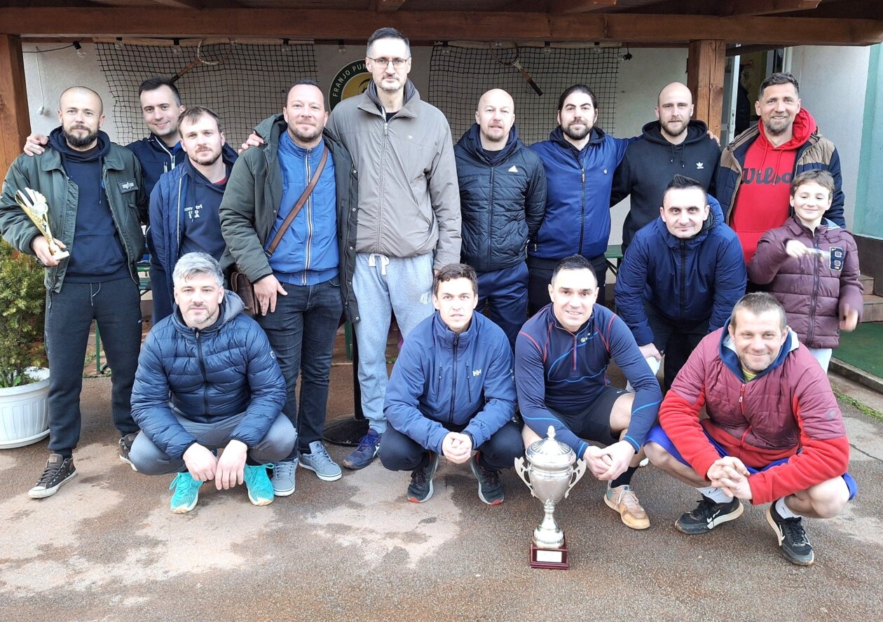 TENIS TK Franjo Punčec osvojio Dvoransko prvenstvo regije Sjever za veterane (3)