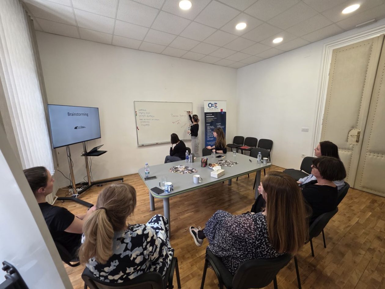 TJEDAN PSIHOLOGIJE Komunikacija kao ključ snažnih obiteljskih i radnih odnosa (1)