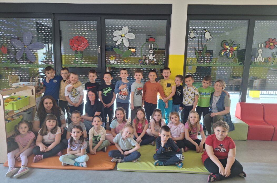 DV Suncokret Strahoninec DV Suncokret Strahoninec