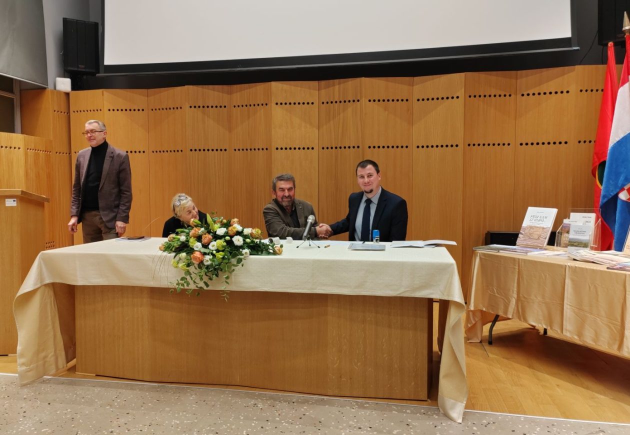 TRAGOM SVETOG JERONIMA Čakovečki i skradinski ogranak Matice hrvatske potpisali sporazum (6)