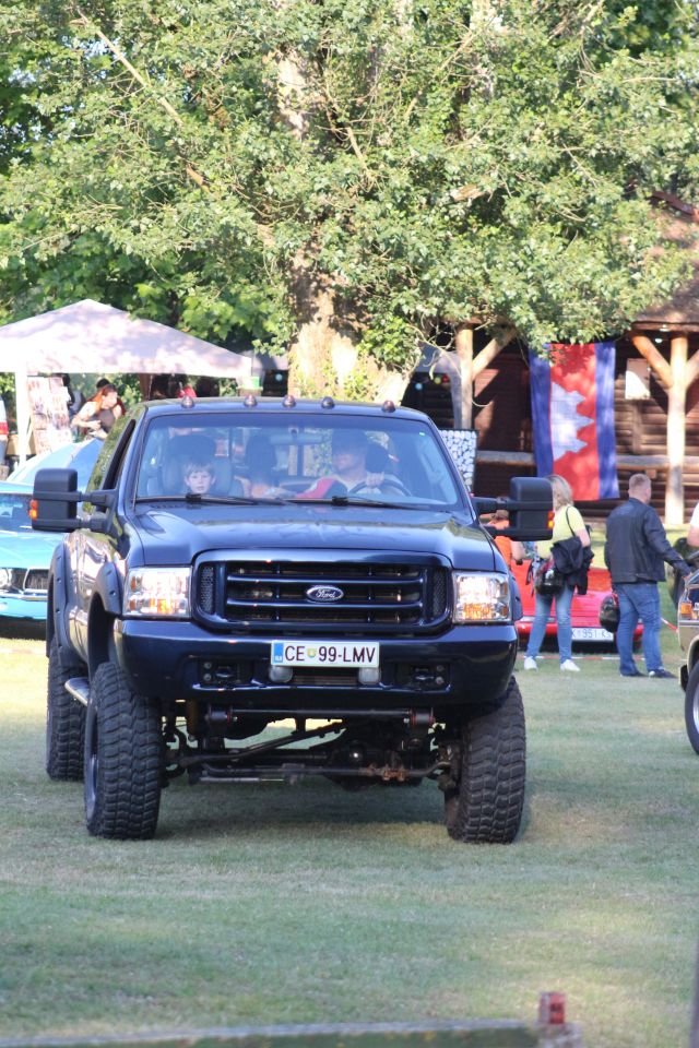 TRASH & BURN Rock and roll, američki klasici i pin-up djevojke zavladali Sv. Martinom na Muri (11)