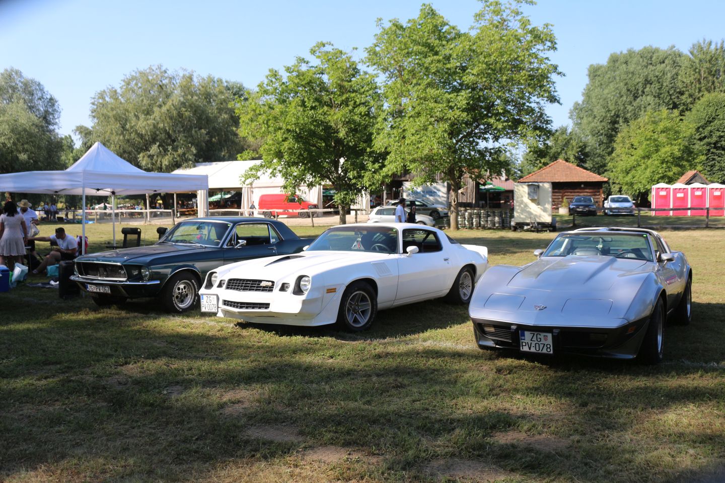 TRASH & BURN Rock and roll, američki klasici i pin-up djevojke zavladali Sv. Martinom na Muri (62)