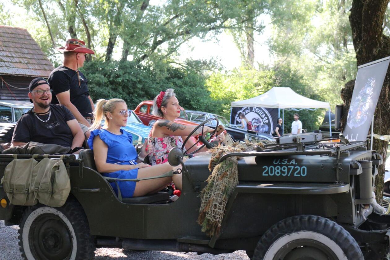 TRASH & BURN Rock and roll, američki klasici i pin-up djevojke zavladali Sv. Martinom na Muri (74)