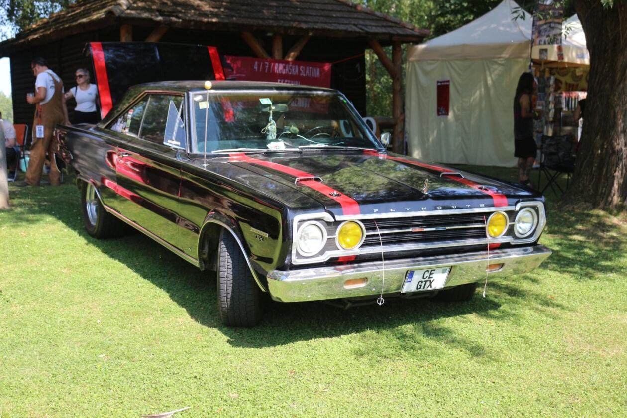 TRASH & BURN Rock and roll, američki klasici i pin-up djevojke zavladali Sv. Martinom na Muri (81)