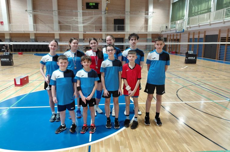 TRI MEDALJE Mladi badmintonaši otvorili sezonu uspješnim nastupom u Donjoj Stubici (1)