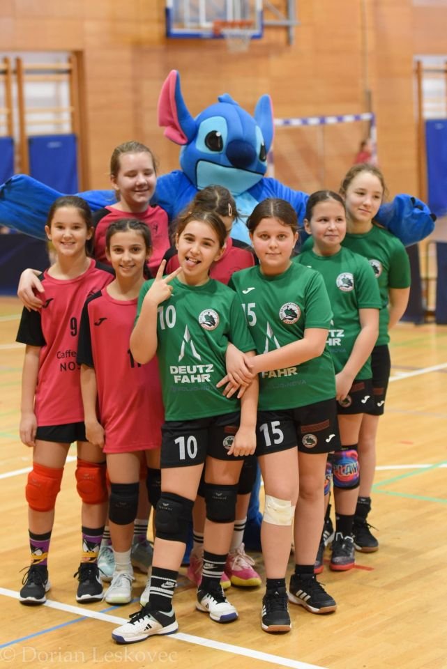 TURNIR U MINI RUKOMETU Međimurje 2026 okupio oko 200 djece i osam klubova iz pet županija (24)