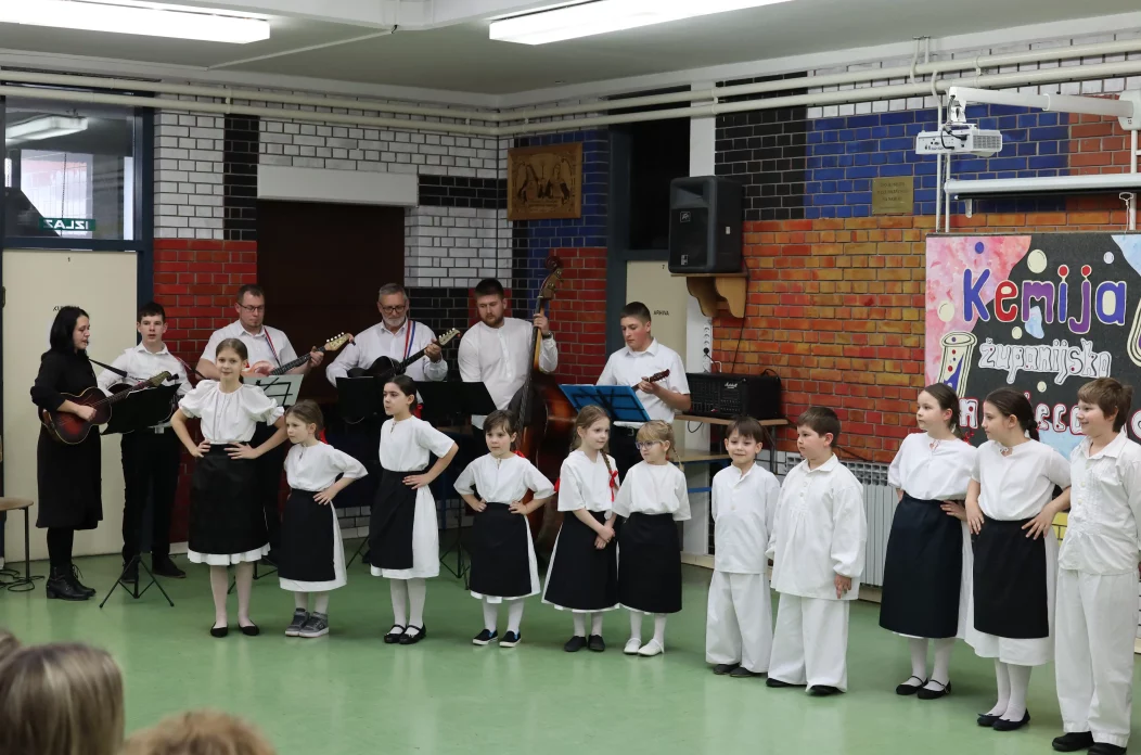 TZ Sveti Martin priredba dan žena (37) TZ Sveti Martin priredba dan žena (37)